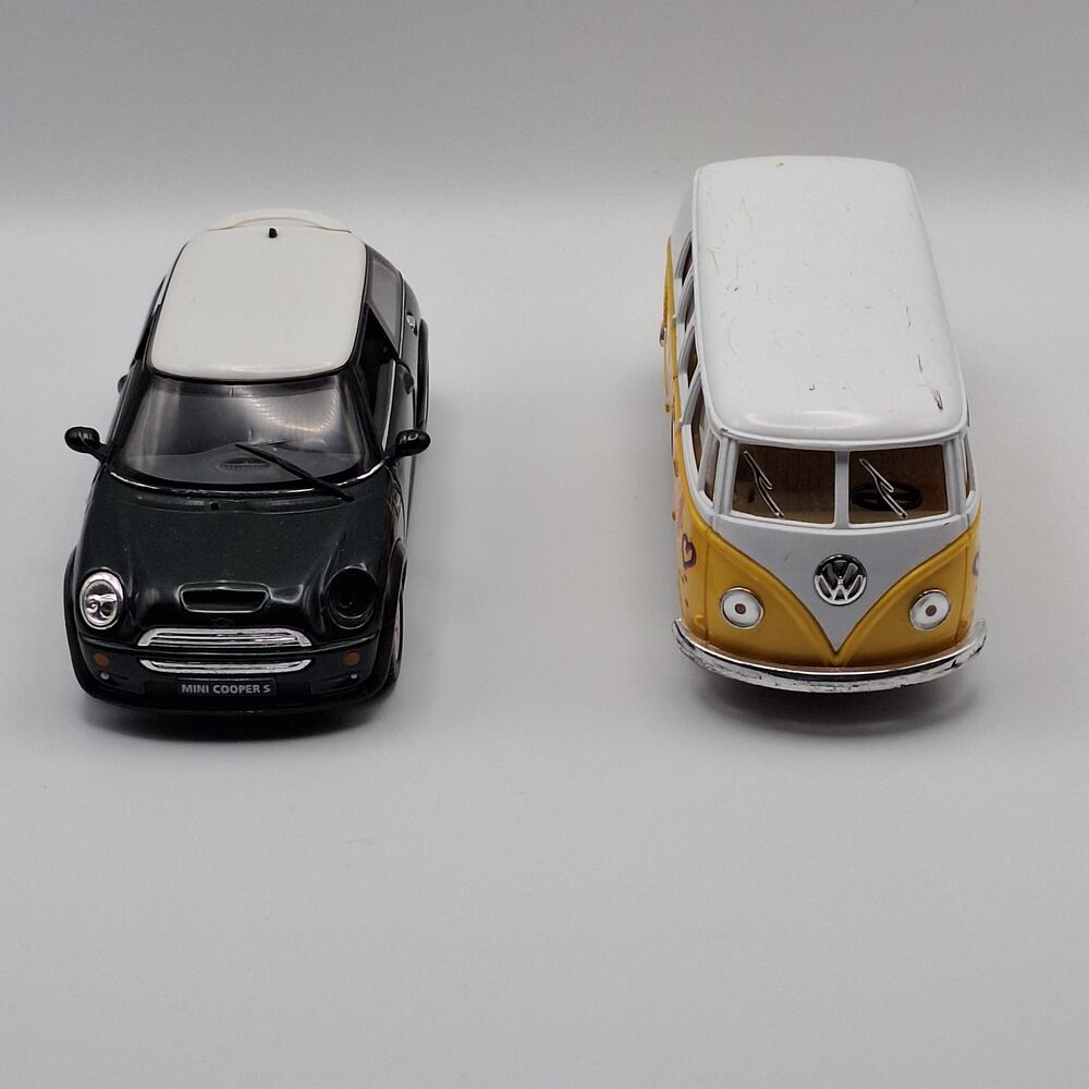 KinSmart Diecast 2-Car Bundle Mini Cooper S & 1962 VW Classical Bus As-Is/Flaws